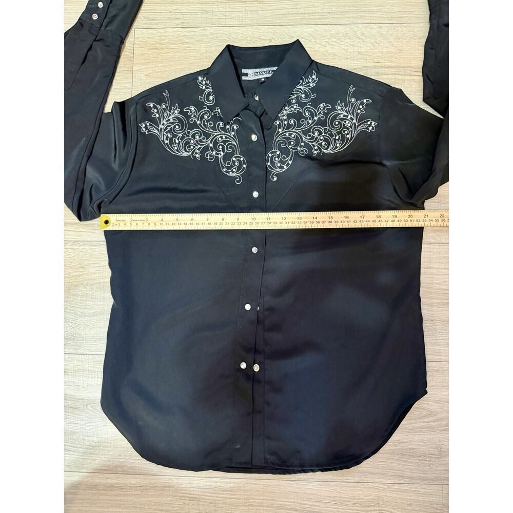Western Black Embroidered Button Down Shirt | Cowgirl Rodeo Style - Picture 12 of 12